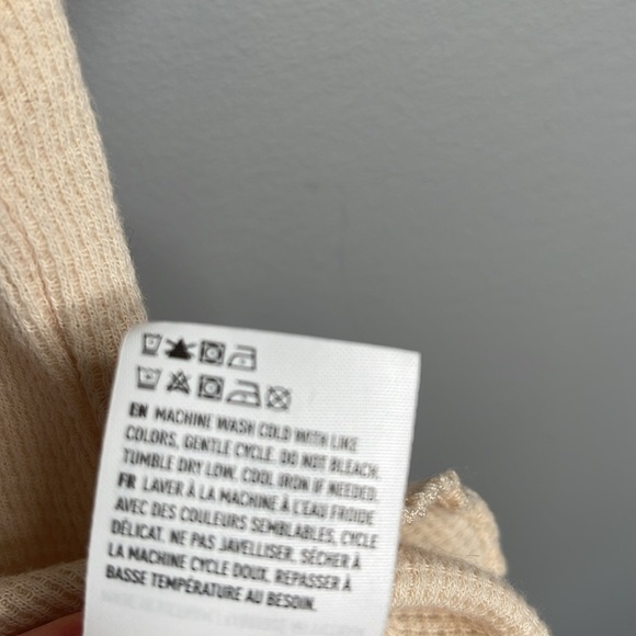 AMERICAN EAGLE Waffle Knit T-Shirt Nude Lettuce Hem Short Sleeves Crewneck L - Picture 9 of 11